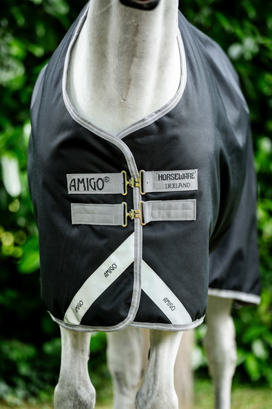 Abverkauf!!! Horseware Amigo ® Bravo 1200D Weidedecke 100g Black T-Verschlüsse