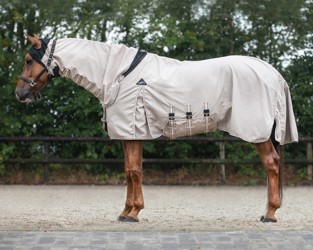 QHP Ekzemdecke Hoodie Weidedecke Fliegendecke Beige