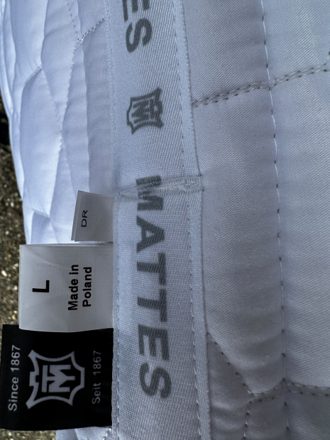 Mattes Eurofit Schabracke Dressur L Lammfell vorne weiß champagner