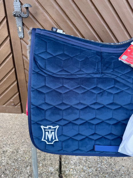 Mattes Schabracke Correction Dressur blau navy Samt L spine free