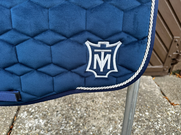 Mattes Eurofit Schabracke Dressur navy Samt L Fellrand vorne Sofort lieferbar!