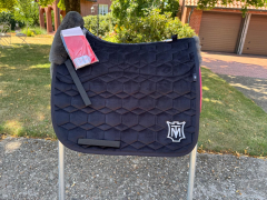 Mattes Eurofit Schabracke Dressur schwarz samt XL vorne Sofort lieferbar!