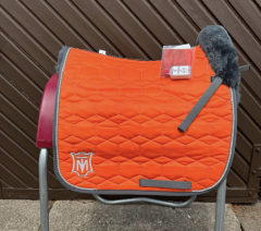 Mattes Eurofit Schabracke Dressur orange L spine free Steppstoff vorne sofort lieferbar!
